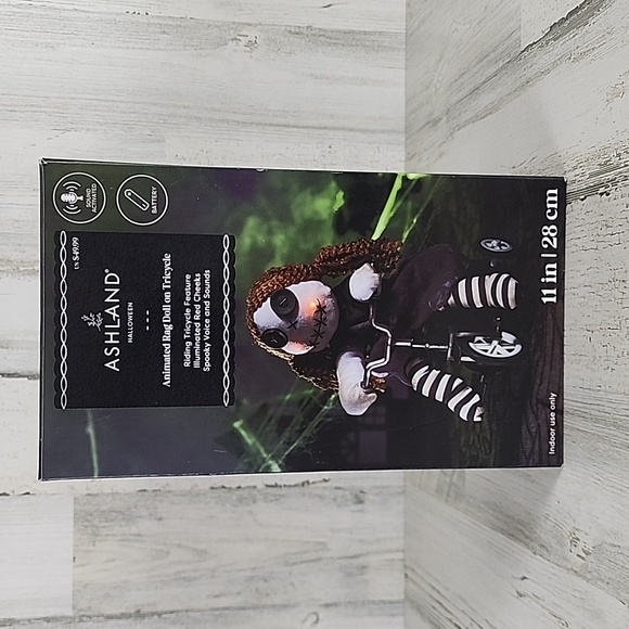 Ashland Michael's animated rag doll on tricycle spooky voice and sound NEW - Picture 1 of 4